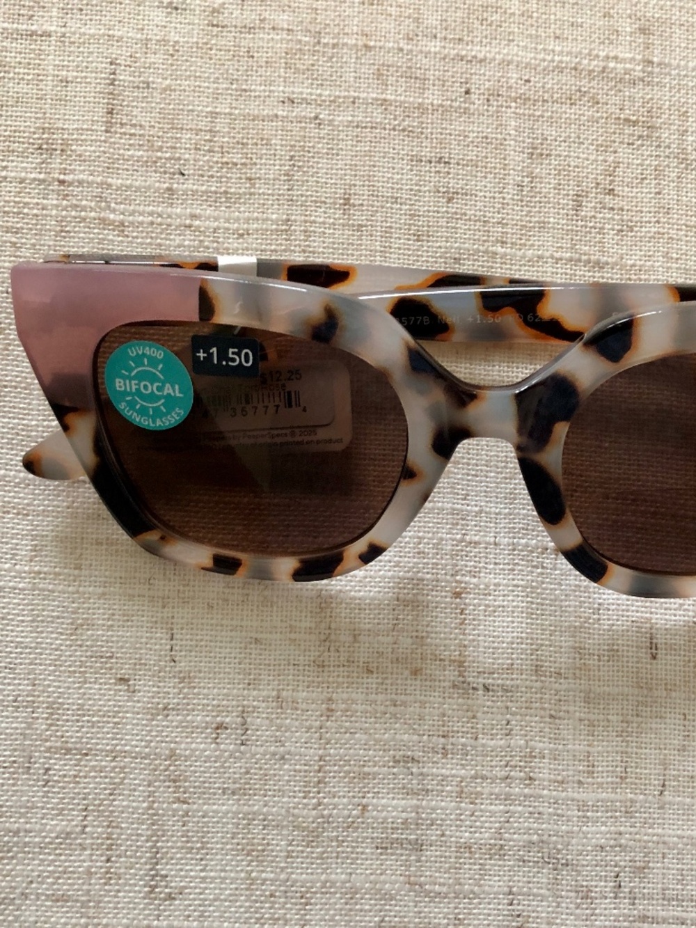 New Peepers Chai Rose Cat Eye Sunglass BIFOCAL Readers +1.50